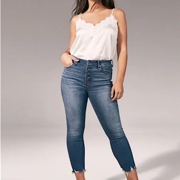 Abercrombie & Fitch Simone High Rise Raw Hem Jeans in Blue Size 27S - Picture 1 of 11
